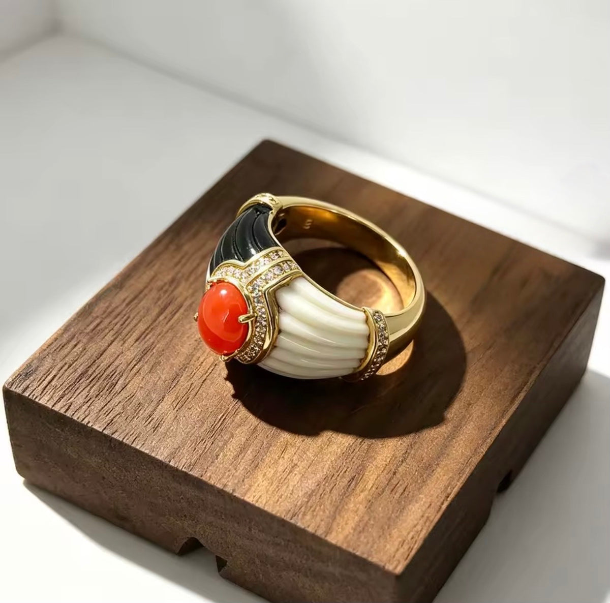 Anillo Coral Riviera Cocktail