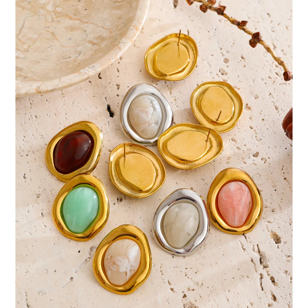 Macaron Studs detail