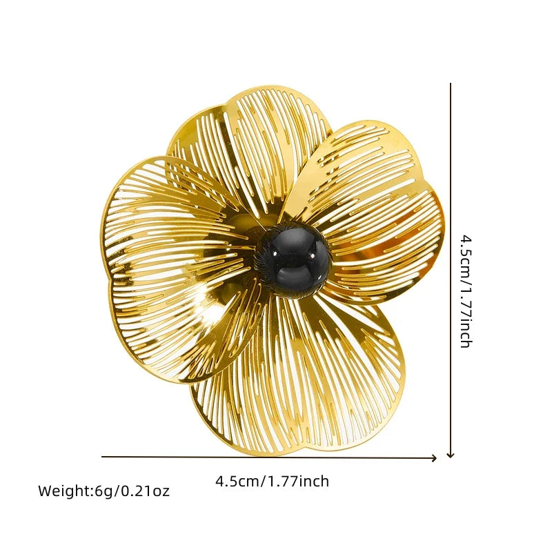 Camellia Bloom Ring size guide: 4.5 cm across, 6 g