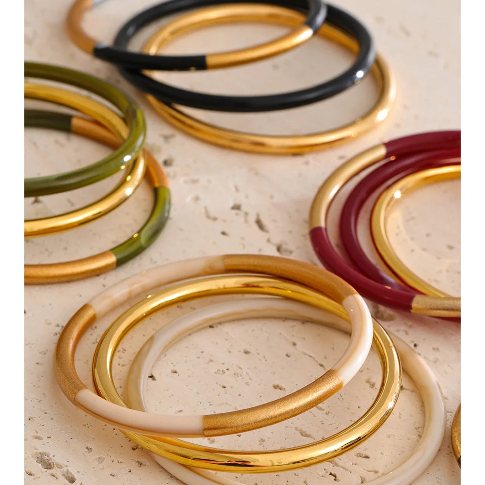 Bangle trio in olive, black and wine