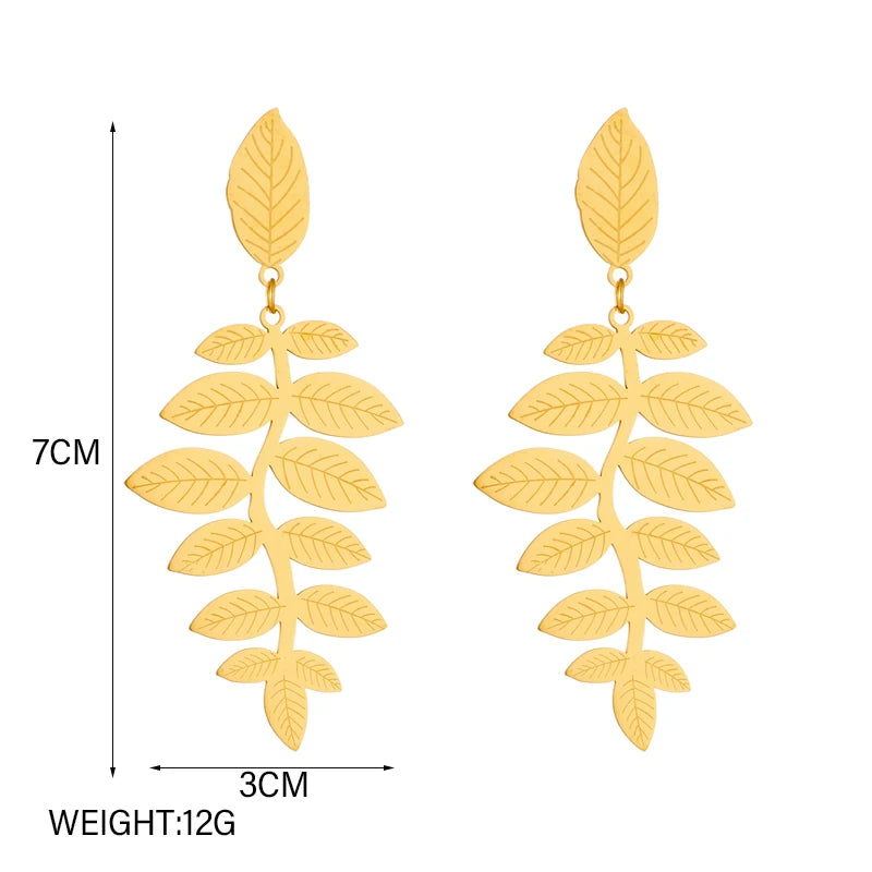 Golden Laurel Earrings measurements