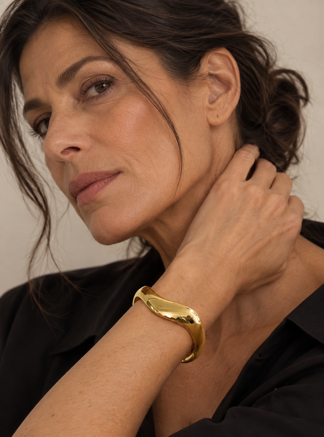 Sculpted Cuff worn — Casa Edoarda